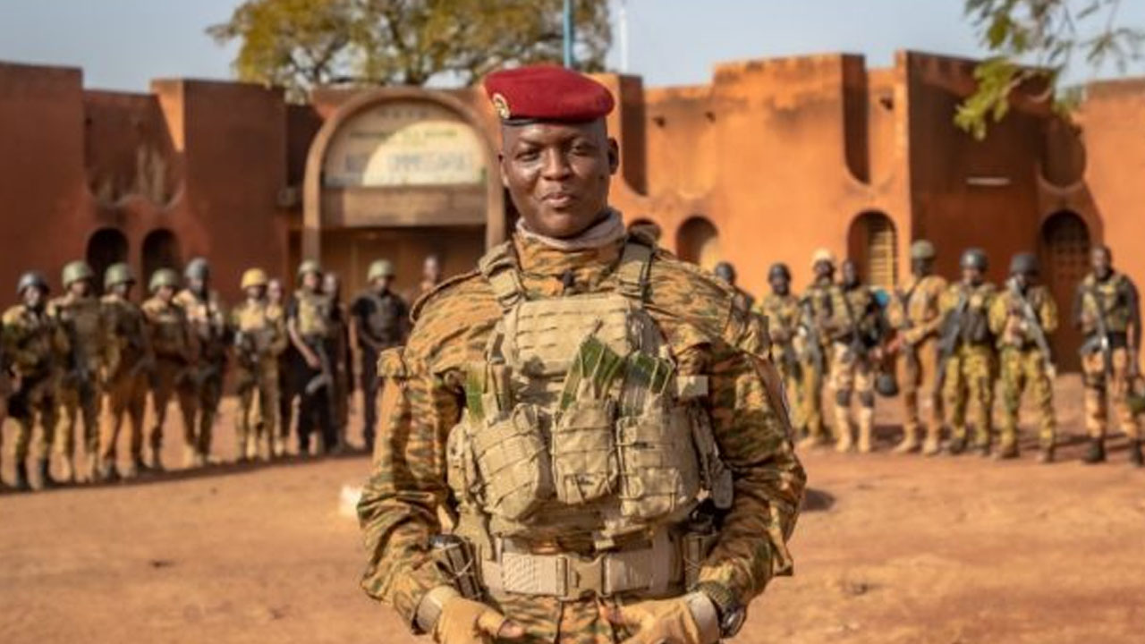 Burkina Faso : l’or sera désormais transformé sur place