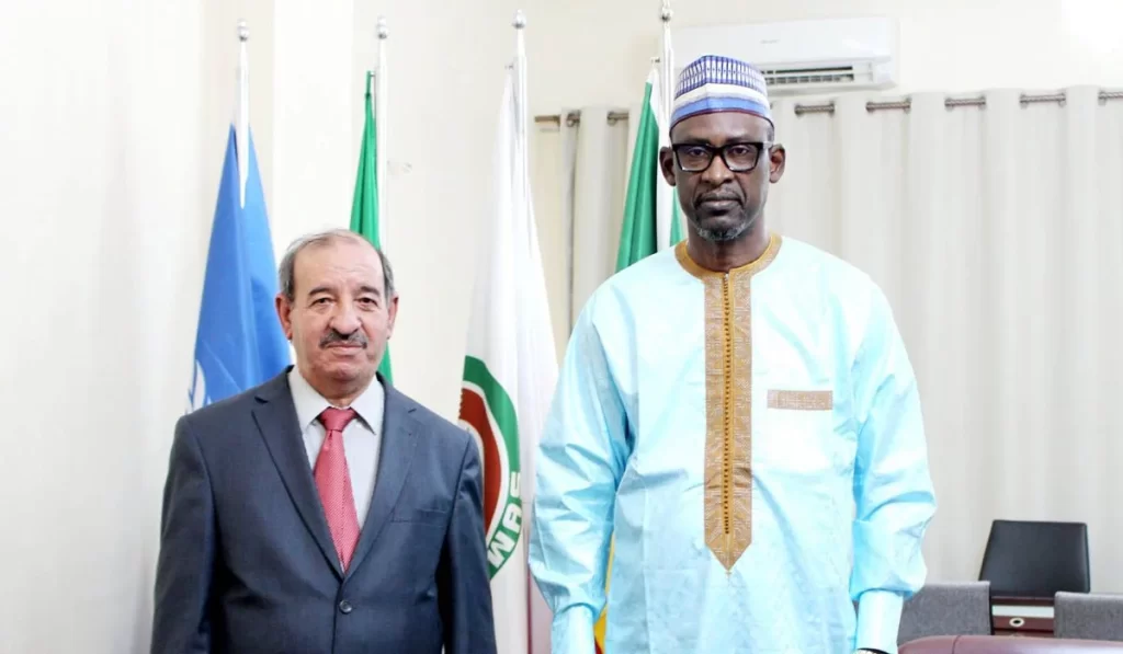 Abdoulaye Diop du Mali et l'ambassadeur de l'Algerie