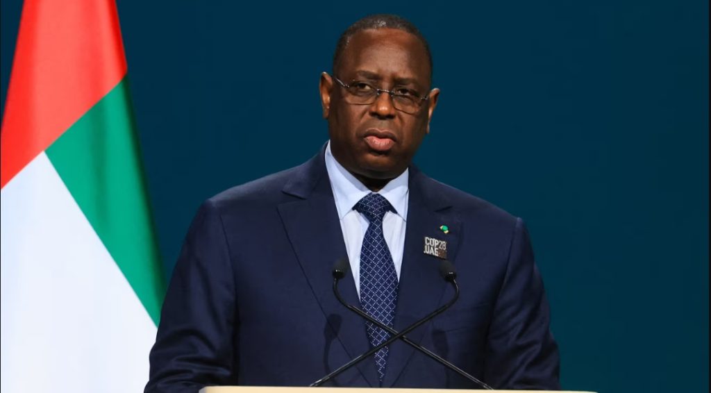 Sénégal : Report de la présidentielle, Macky Sall joue les prolongations