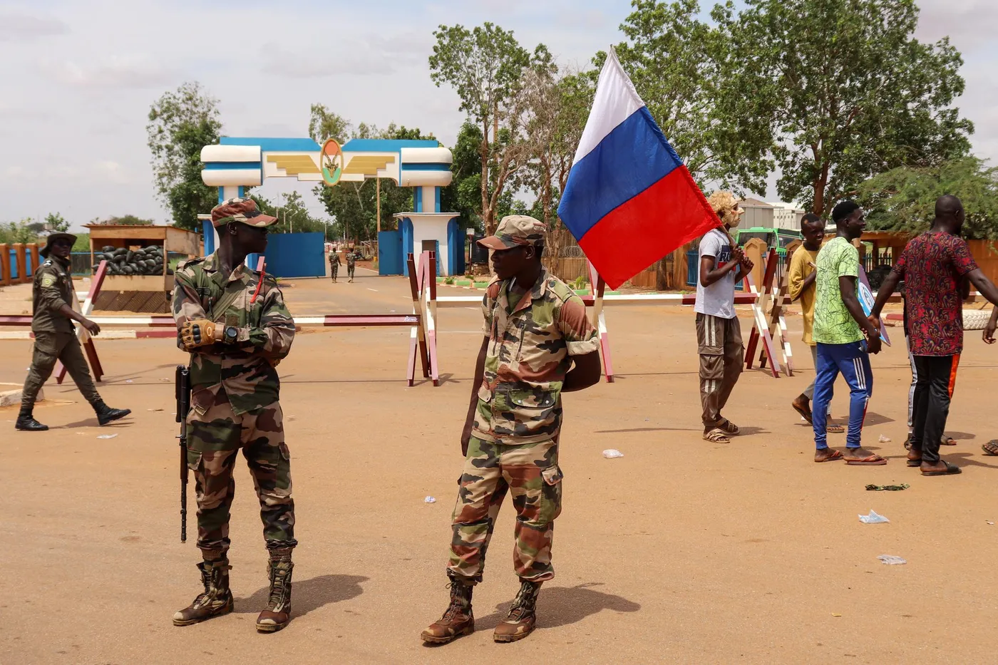 Niger : Des militaires russes débarquent avec un système de défense anti-aérien