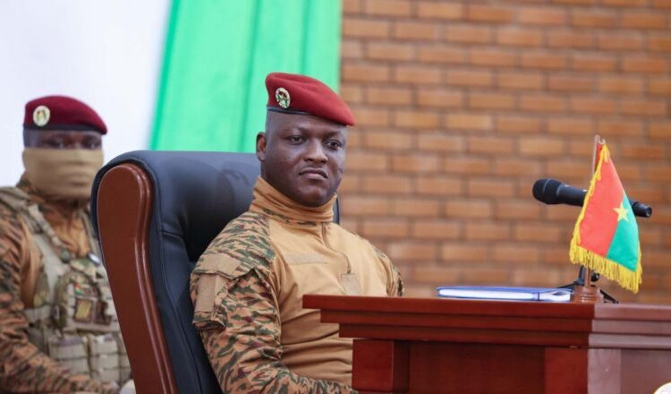 Le Capitaine Ibrahim Traoré du Burkina aux FDS : « Préparez-vous à la guerre de haute intensité ! »