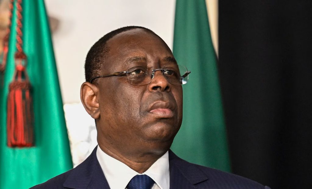 Pétition pour un Mandat d'Arrêt International contre Macky Sall