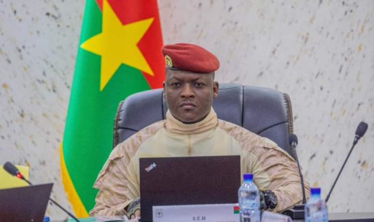 La période de transition au Burkina Faso prolongée de cinq ans