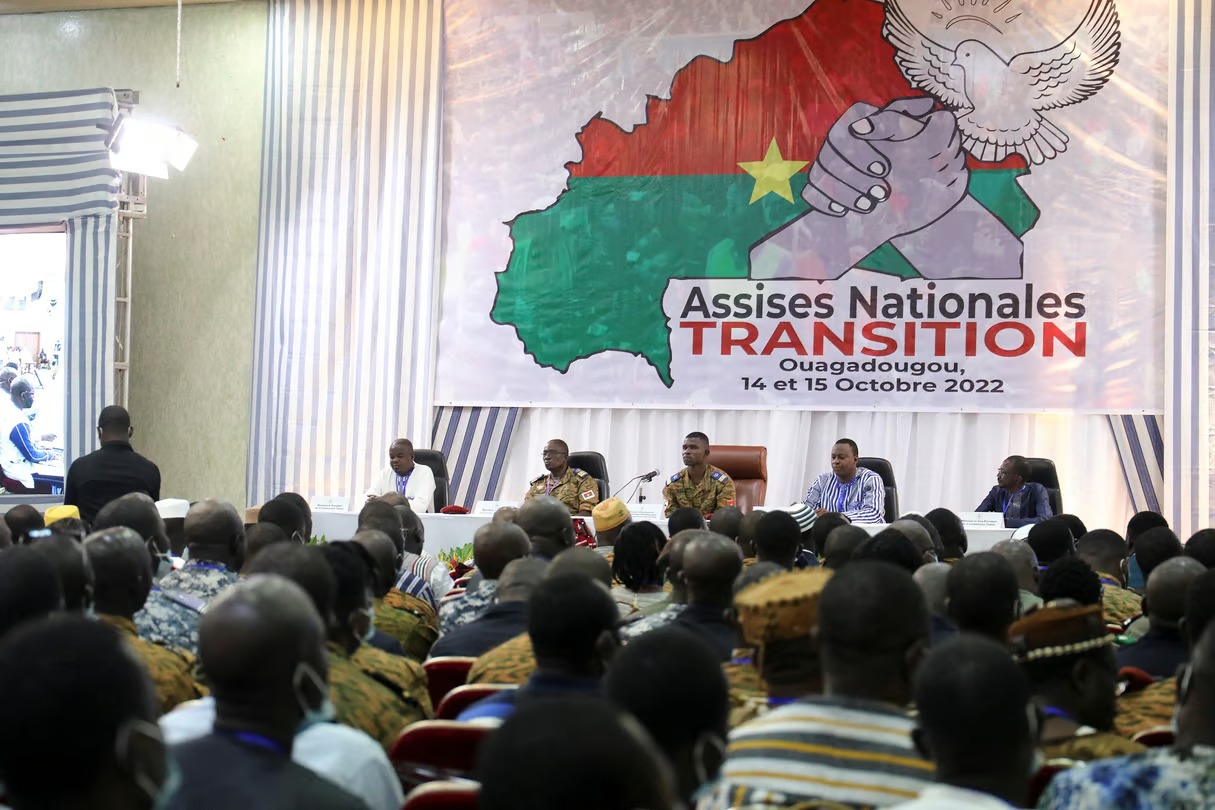 Le Burkina Faso annonce des assises nationales pour décider de la suite de la transition