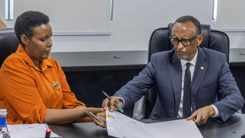 Présidentielle Rwandaise : Paul Kagame dépose sa candidature pour un quatrième mandat