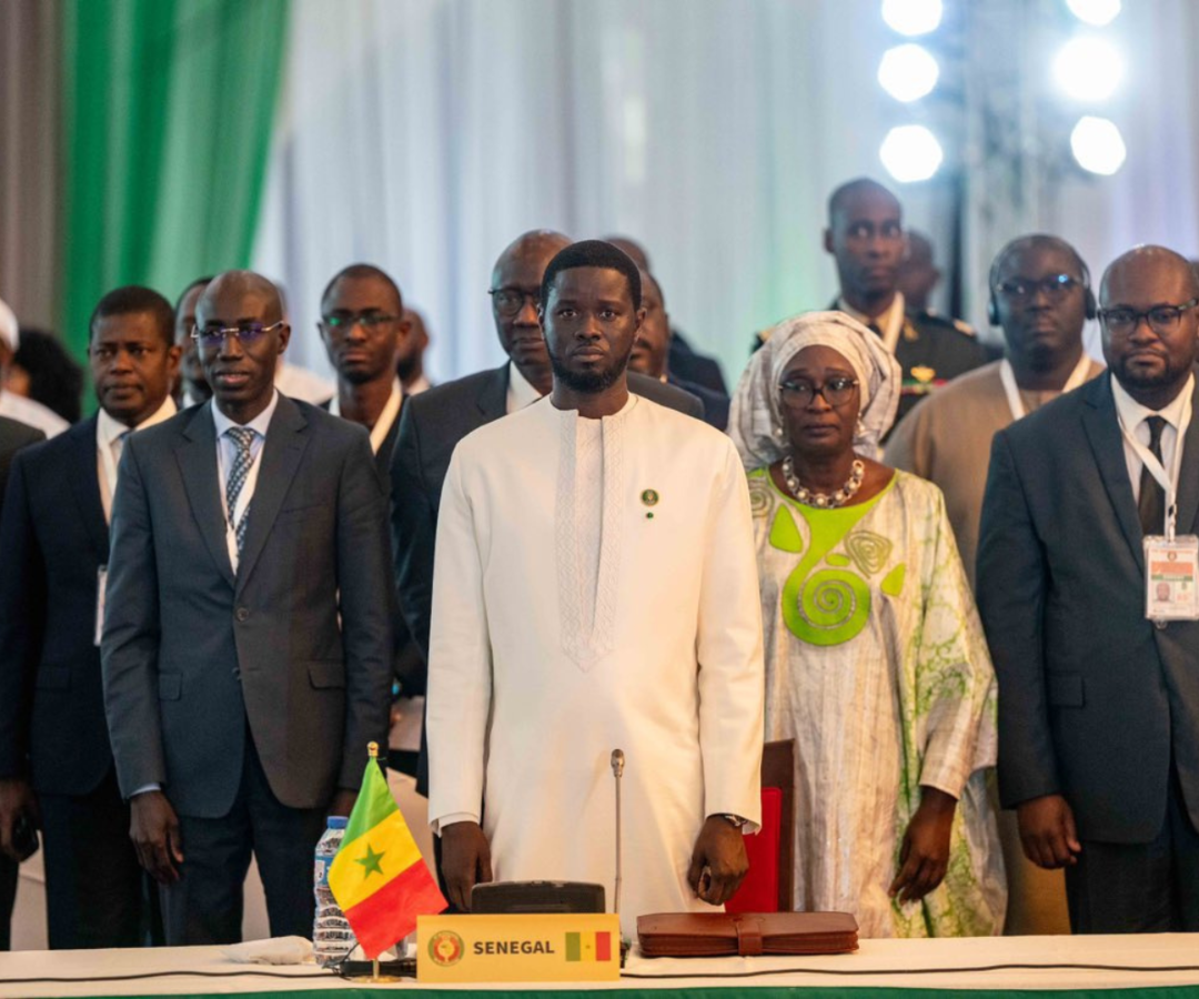 La CEDEAO missionne le président Sénégalais pour restaurer l’unité