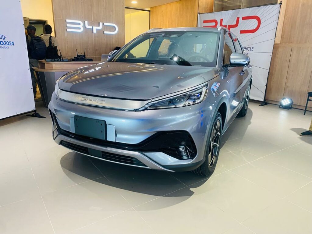 Loxea et BYD introduisent les véhicules électriques au Sénégal