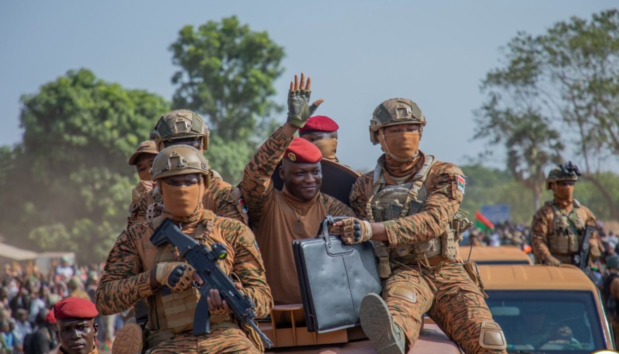 Burkina Faso : Ibrahim Traoré cible les magistrats véreux