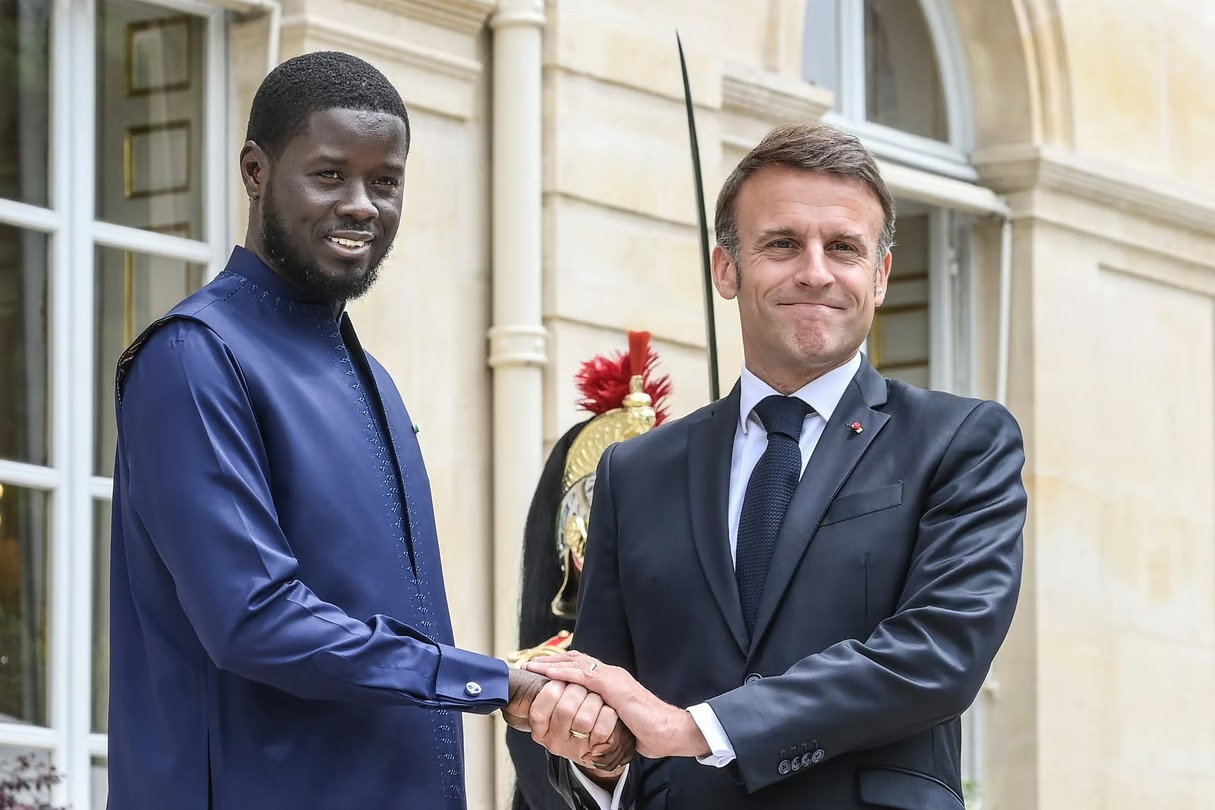 Que fait Bassirou Diomaye Faye en France ?
