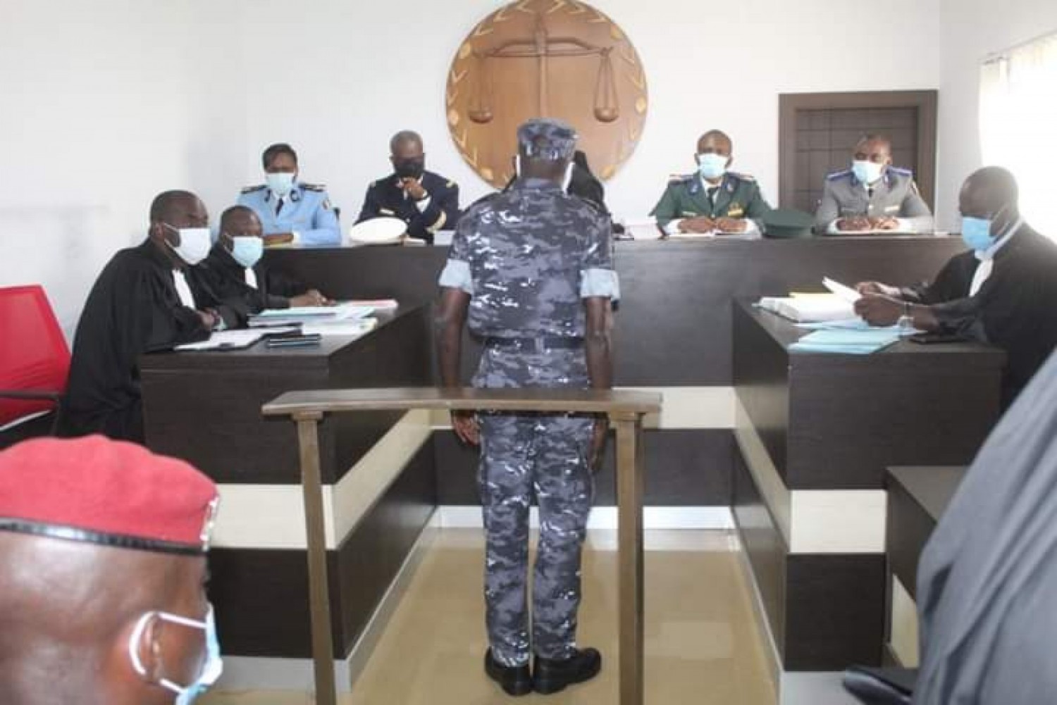 Côte d’Ivoire : Un officier de police condamné pour extorsion de fonds