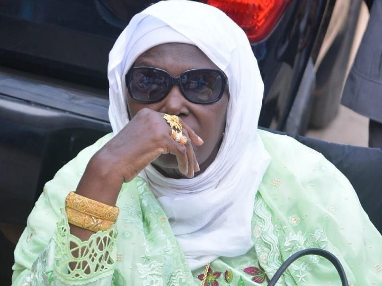 Sénégal : La belle-mère de Macky Sall convoquée par la gendarmerie