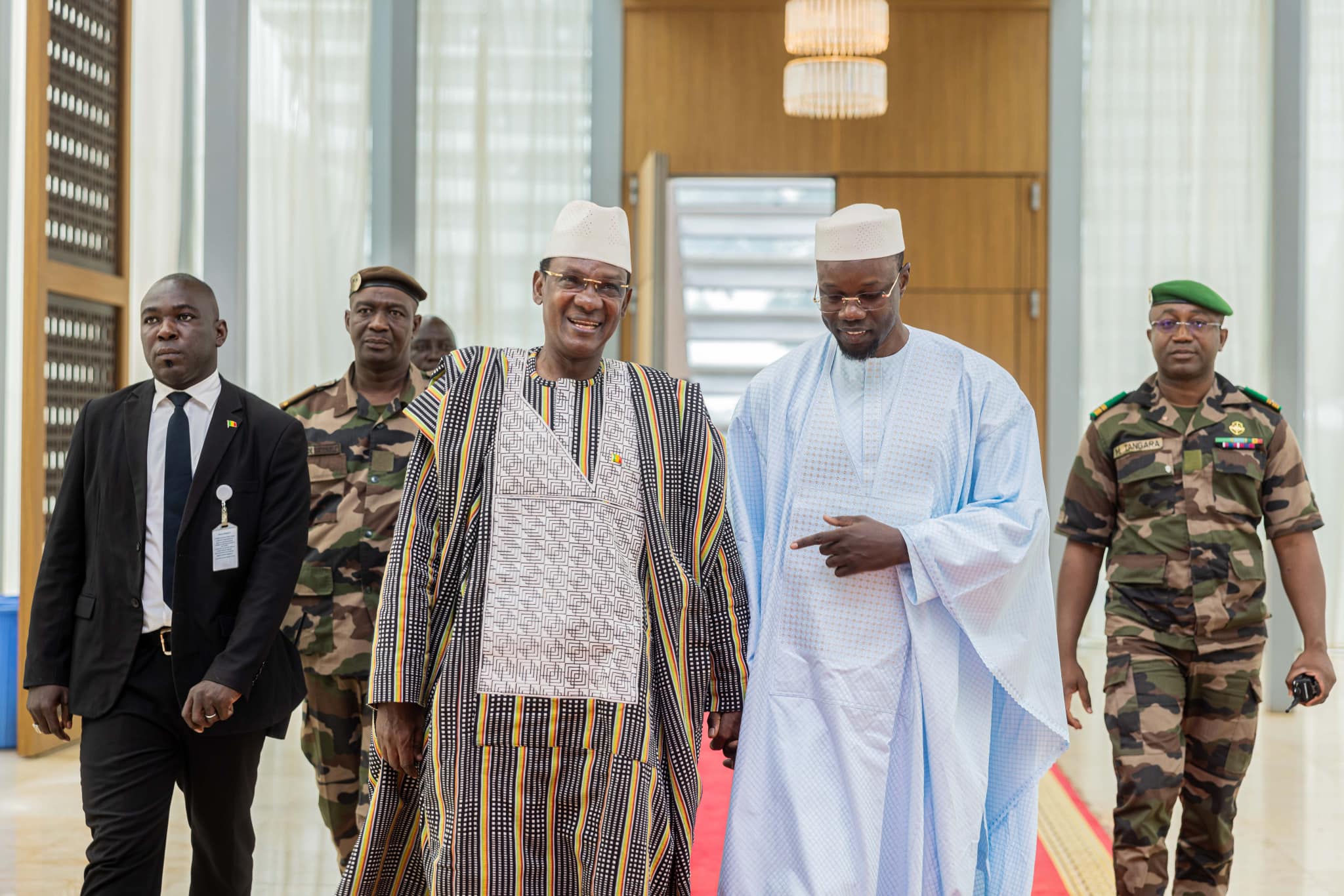 Que fait Ousmane Sonko au Mali ?