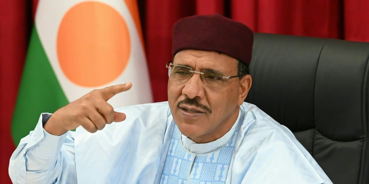 Mohamed Bazoum : Entre résidence surveillée et enquête pour haute trahison