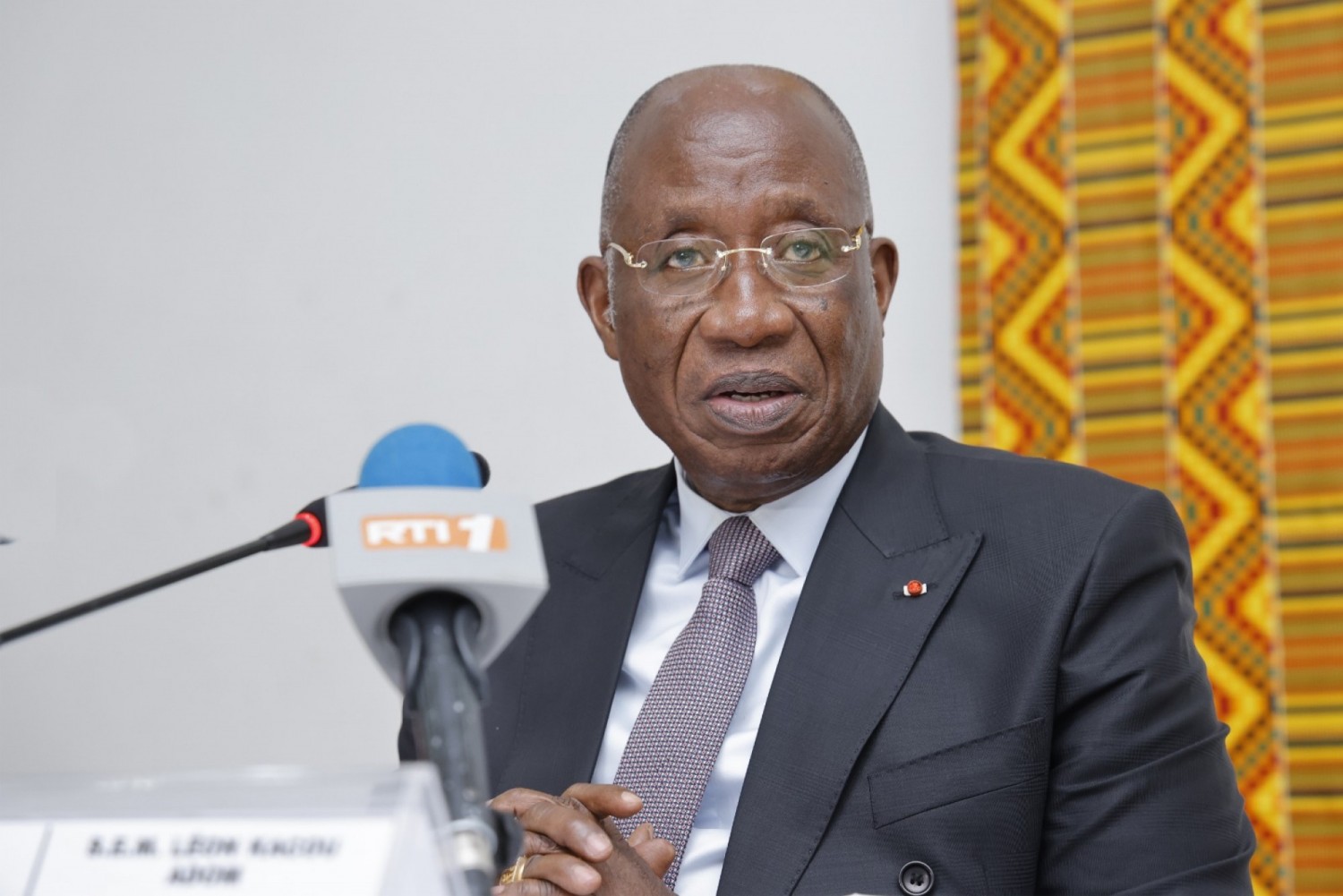 Le Conseil des ministres de la Côte d'Ivoire a récemment adopté trois décrets portant nomination de nouveaux Ambassadeurs Extraordinaires