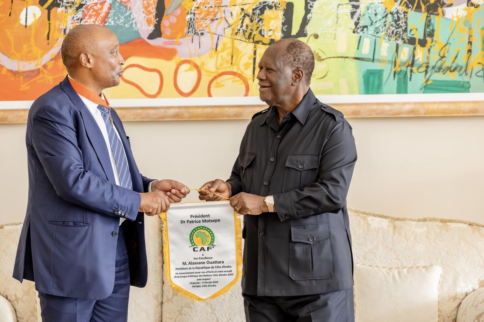 Côte d'Ivoire : Le Président de la CAF honoré par Alassane Ouattara