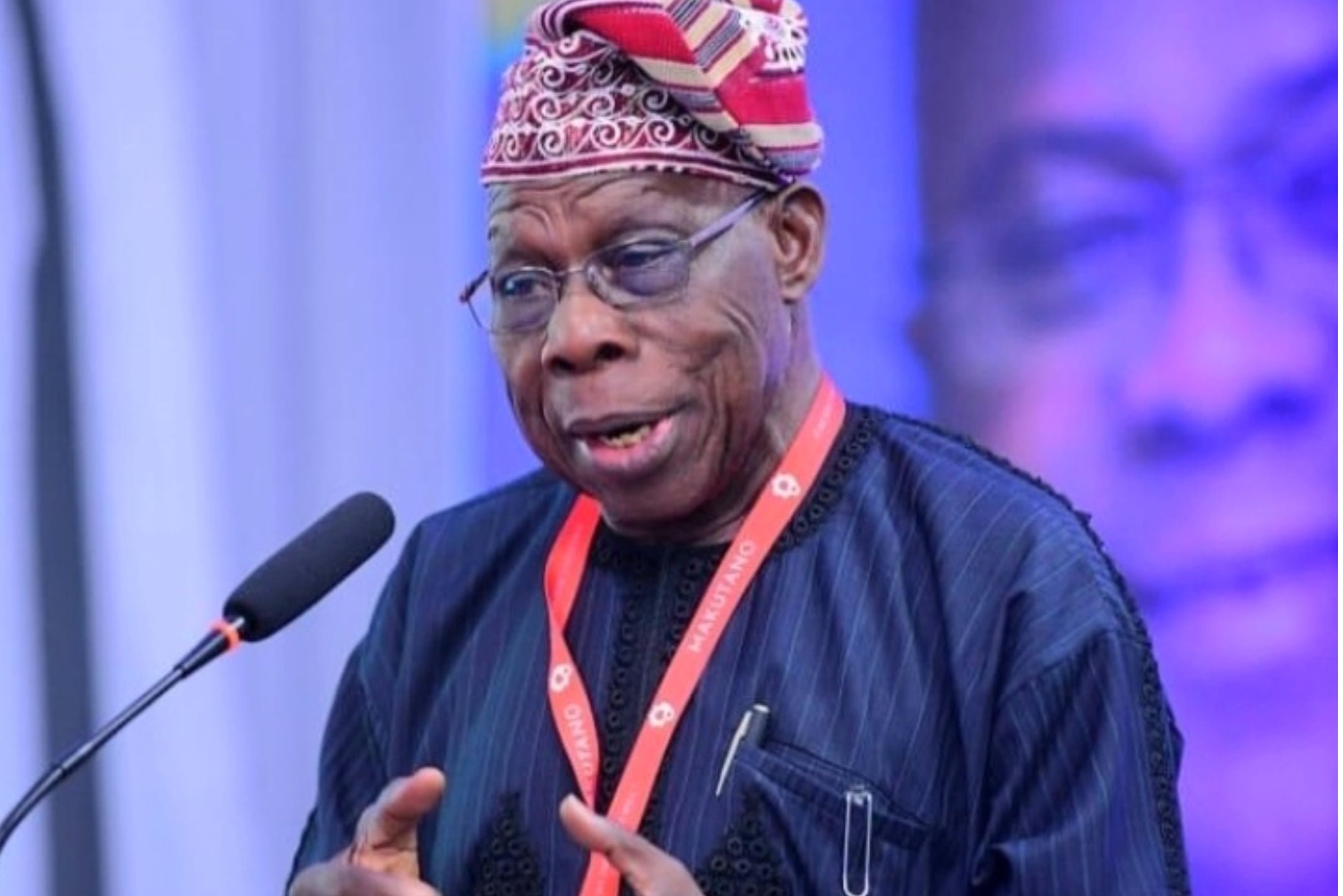 Nigeria : Olusegun Obasanjo appelle à une « démocratie à l’africaine »
