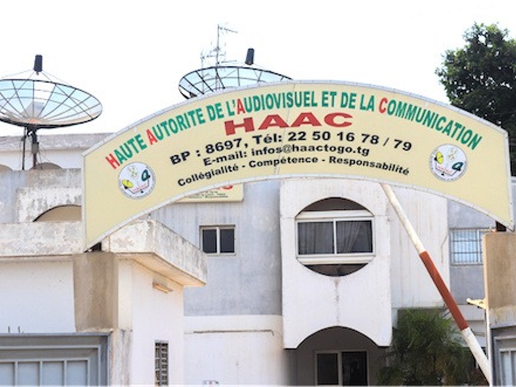 Togo : La HAAC suspend une Web Radio pour défaut d’autorisation