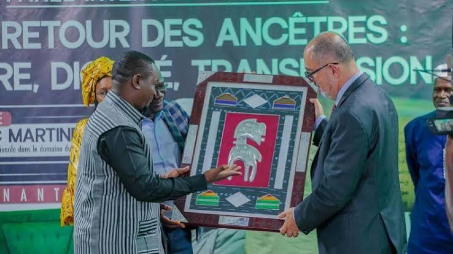 Guinée : la France accélère la restitution du patrimoine guinéen